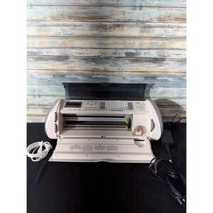 Cricut Expression CREX001 Cutting Machine White Excellent Plantin SchoolBook